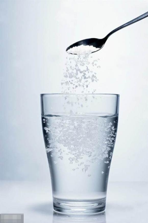 Bị muỗi đốt ngứa ngáy, khó chịu, mách bạn mẹo nhỏ, không cần mua thuốc mỡ, 1 phút là giảm ngứa nhanh và hiệu quả-4