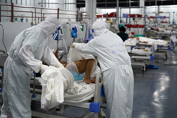 Bên trong trung tâm hồi sức dã chiến lớn nhất TP.HCM-10