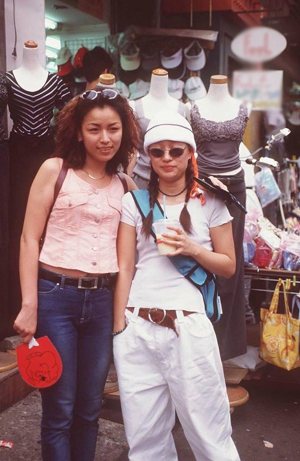 Ngả mũ trước style của các quý cô xứ Hàn những năm 1990-5