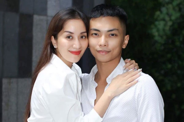 Khánh Thi chính thức lên tiếng, hé lộ nguyên nhân livestream khóc giữa đêm, liên tục đăng status tiêu cực trên MXH-3