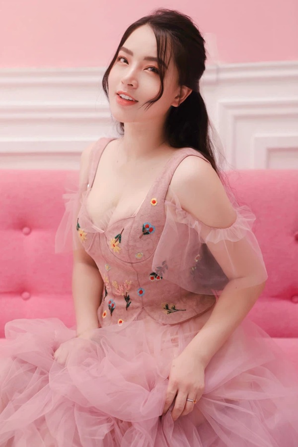 Hải Băng đăng ảnh kit test nhanh hiển thị dương tính với Covid-19, lời giải thích khiến dân tình phẫn nộ-5