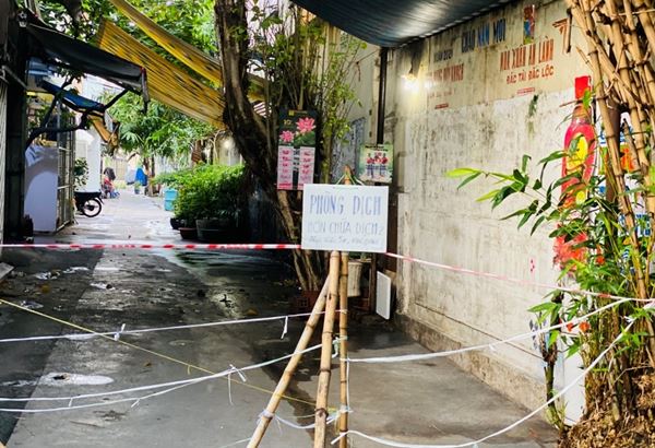 Sài Gòn, những ngày vừa đi vừa khóc-4