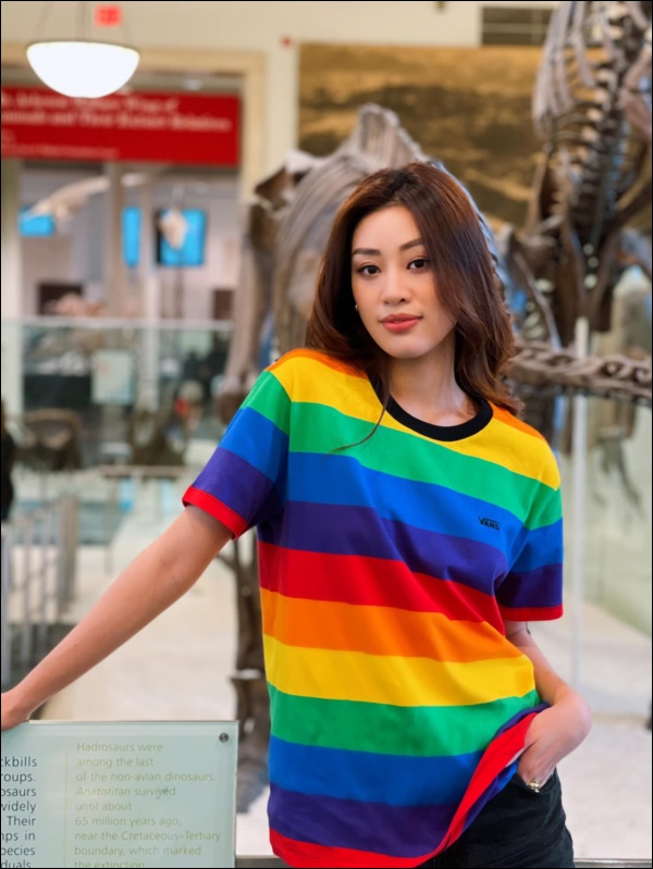 Dịch khó mua đồ, Hoa hậu Nguyễn Trần Khánh Vân tự làm bánh kem mừng sinh nhật ba, thành quả&nbsp;ai cũng ngưỡng mộ-1