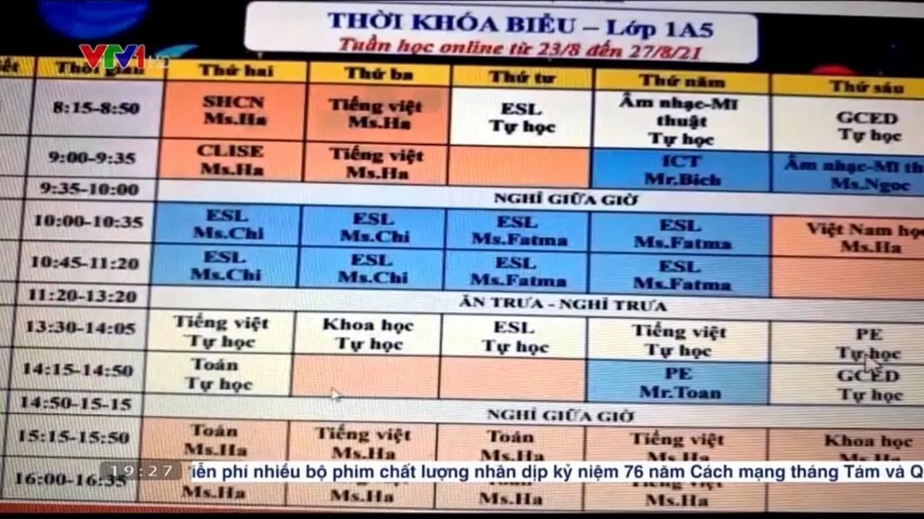 Con mới vào lớp 1, lần đầu học trực tuyến đã làm hành động khiến mẹ trầm cảm không nói nên lời-2