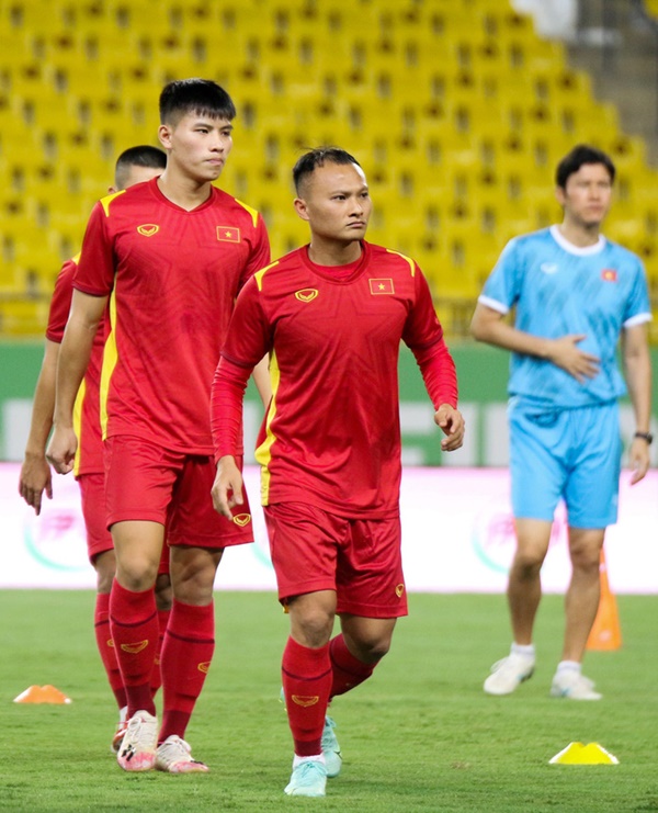 Tuyển Việt Nam làm quen sân Mrsool Park, sẵn sàng cho trận đấu đầu tiên trong lịch sử-1