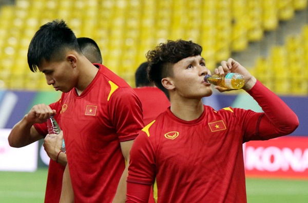 Tuyển Việt Nam làm quen sân Mrsool Park, sẵn sàng cho trận đấu đầu tiên trong lịch sử-7