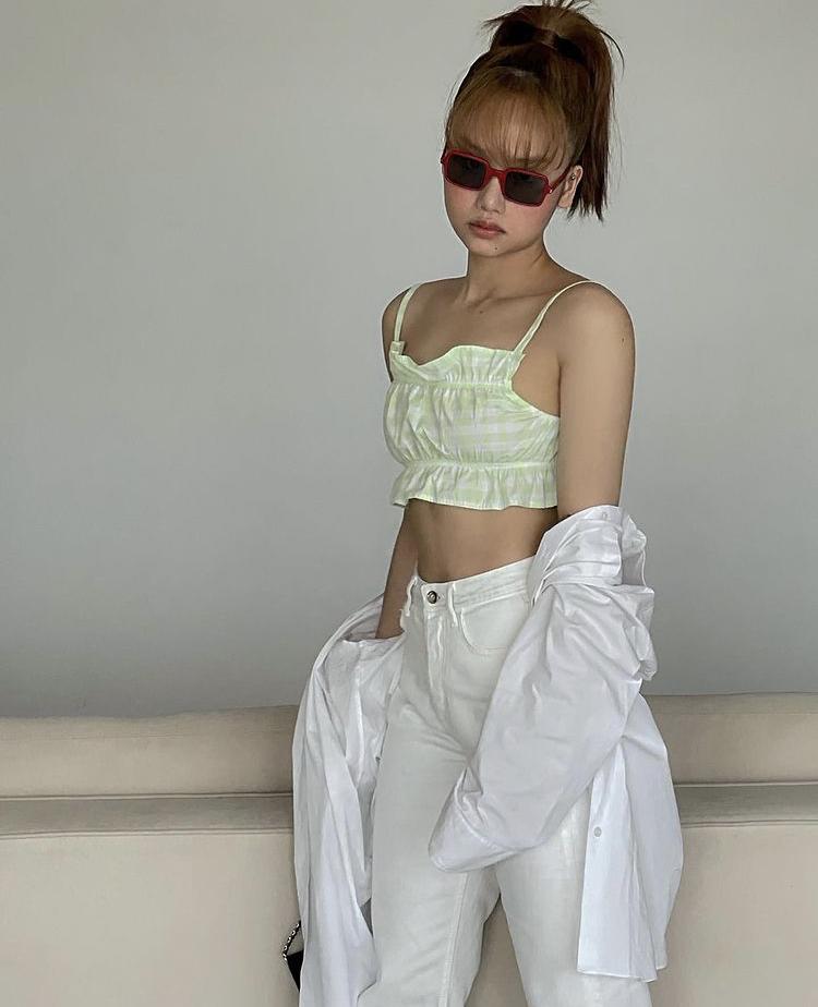 Vũ khí thời trang giúp Miu Lê trở nên cool ngầu hết chỗ chê-3