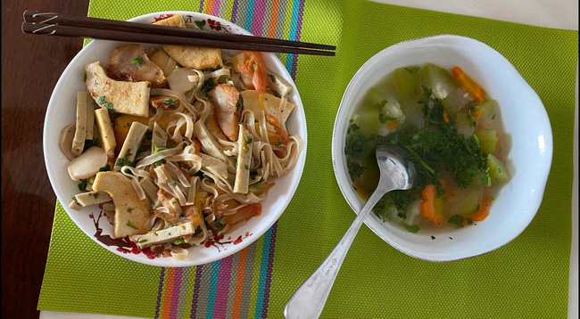 Võ Hạ Trâm khoe giảm gần 11kg sau sinh, thực đơn cơm cữ không thịt cá khiến nhiều người bất ngờ-8