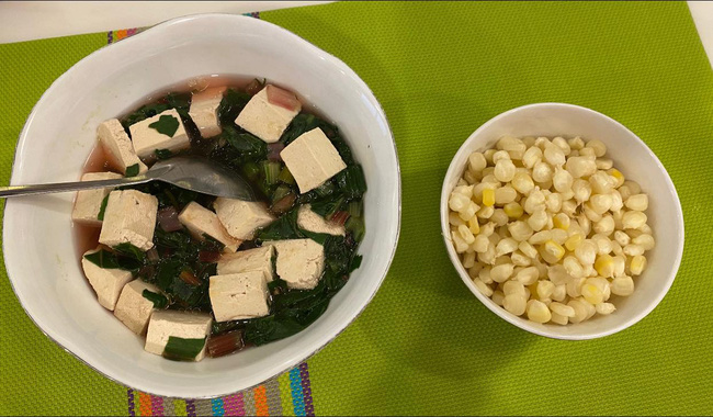 Võ Hạ Trâm khoe giảm gần 11kg sau sinh, thực đơn cơm cữ không thịt cá khiến nhiều người bất ngờ-9