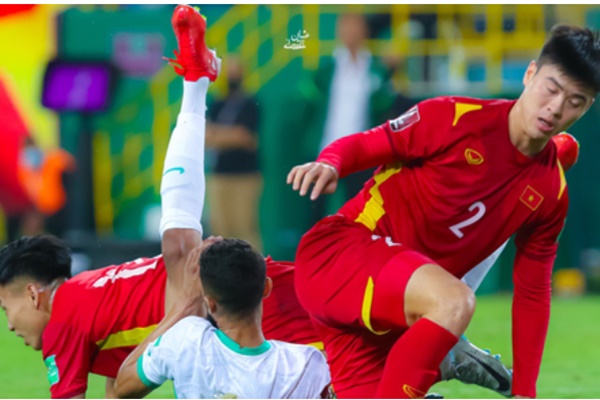 4h sáng, Duy Mạnh chính thức có tâm thư sau chiếc thẻ đỏ nghiệt ngã!-2