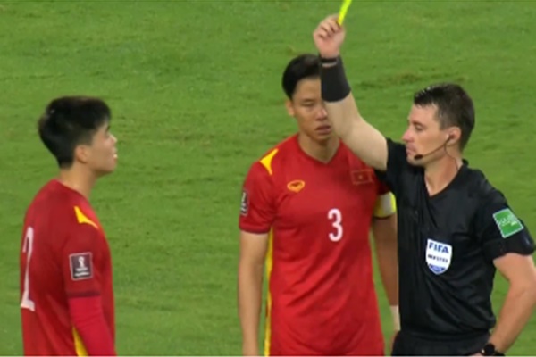 MC VTV và nhiều người nổi tiếng khó hiểu với chiếc thẻ đỏ của Duy Mạnh, tiếc nuối trước kết quả của đội tuyển Việt Nam-6