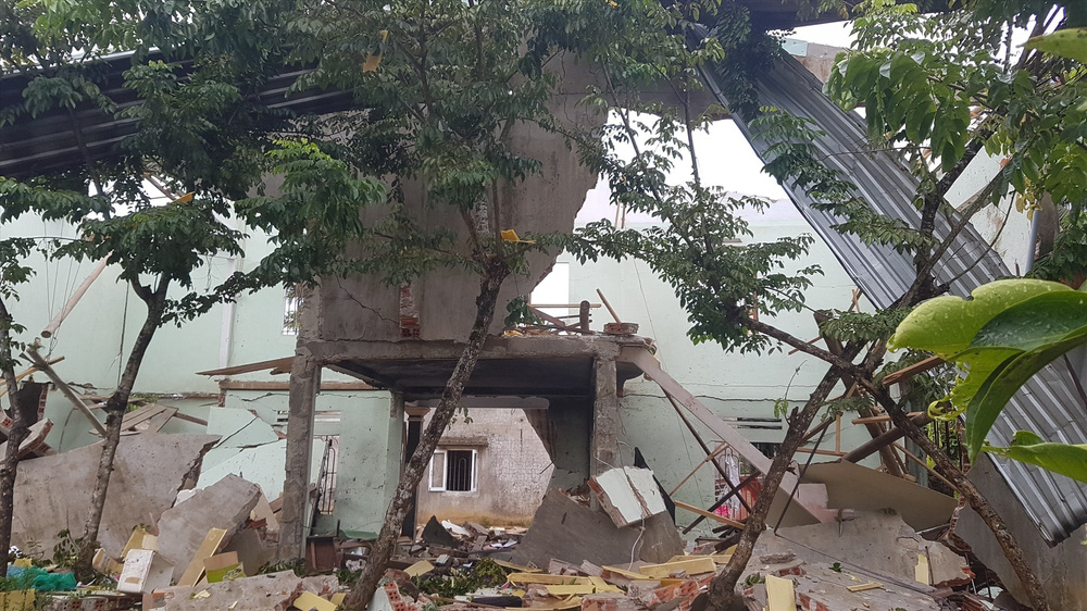 Vụ nổ kinh hoàng, 2 người chết ở Quảng Nam: Tìm thấy bao chứa chất nổ-5
