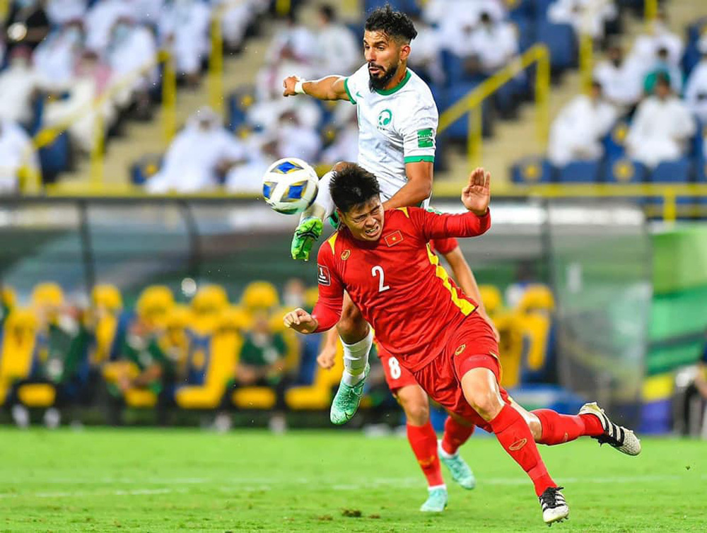 Đội tuyển Việt Nam bị FIFA trừ điểm nặng sau trận thua Ả Rập Xê Út, thầy Park ôm mối lo lớn-2