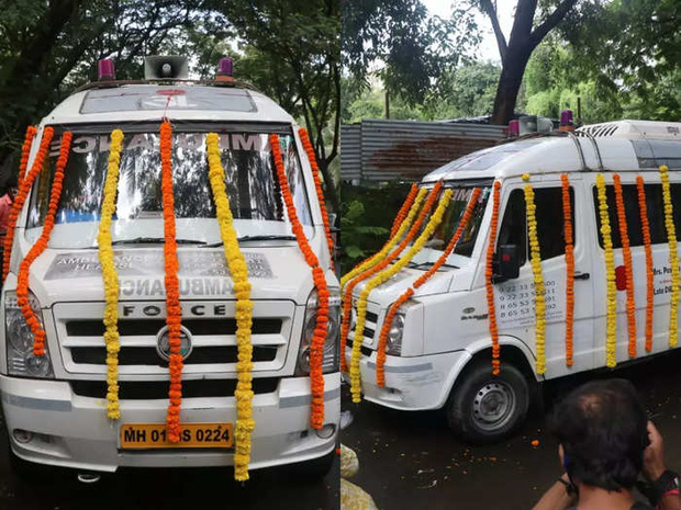 Cảnh tượng xót xa trong lễ hoả táng tài tử Cô Dâu 8 Tuổi: Mẹ ruột ôm ngực lặng người, bạn gái đi không vững, đau đớn gào khóc-2