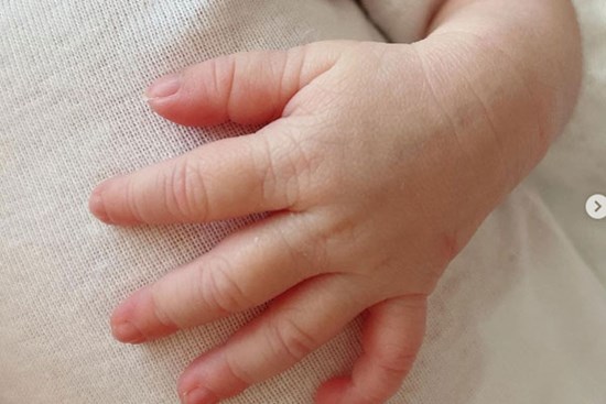 Hoa hậu Phạm Hương bất ngờ chia sẻ đã sinh con thứ 2?