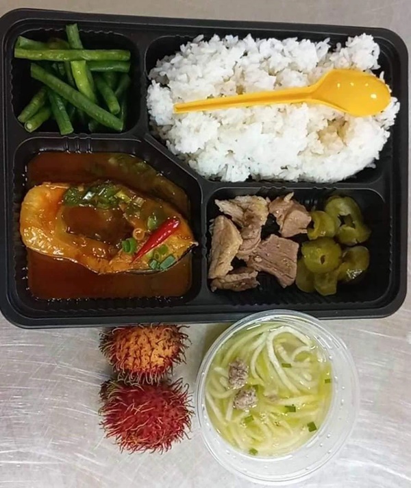 GĐ bệnh viện dã chiến ở Bình Dương: F0 phá cửa ra tập thể dục, khạc nhổ ra sân?-3