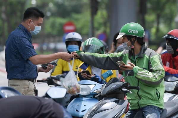 Sáng 5/9, Hà Nội phát hiện thêm 6 ca mắc Covid-19, trong đó, 5 ca ở khu cách ly-2