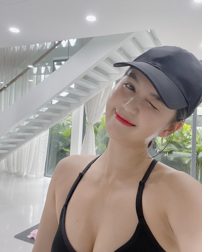 Ngọc Trinh dạo này: Tăng cân nên trẻ ra vài tuổi, vòng 1 trồi sụt thất thường bỗng dưng đẫy đà hút mắt người nhìn-4