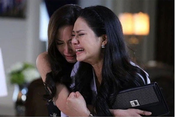 Em gái kết hôn với một người đàn ông giàu có, 5 năm sau tôi tình cờ gặp em trên đường nhưng nó lại giả vờ không quen biết-1