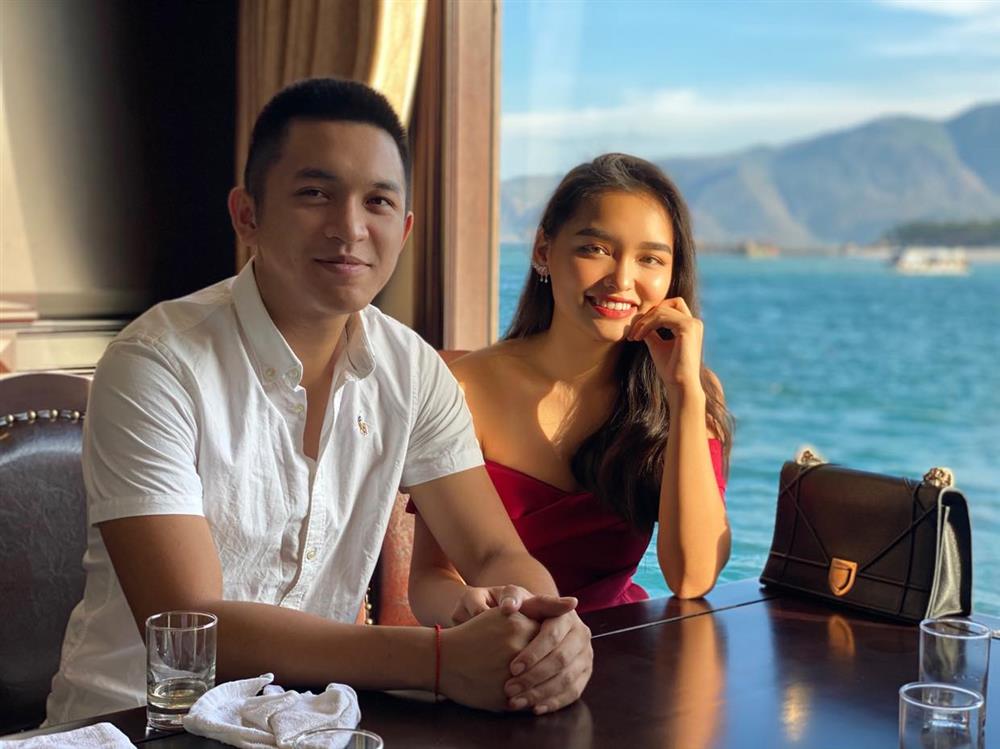 Chuyện tình của cặp đôi 120 triệu like từ một lần bị cưỡng hôn” mà bắt đầu tình yêu, mỗi tháng cùng kiếm 200 triệu và có cách chia tiền” cực đỉnh!-7