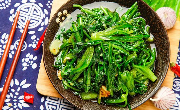 9 loại rau giàu canxi hơn cả sữa, có bán khắp các chợ, biết tận dụng bạn sẽ không còn phải lo lắng về các vấn đề xương khớp-6