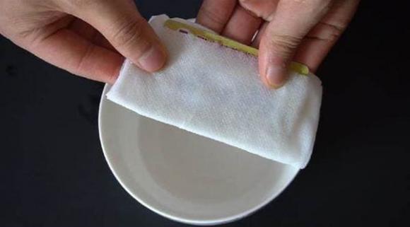 Nếu tủ lạnh quá bẩn, không thể lau sạch, hướng dẫn bạn một mẹo nhỏ là tủ lạnh sẽ sạch không còn vi khuẩn trong 10 phút-4