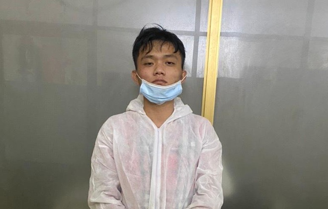 Trộm đột nhập cửa hàng Bách Hóa Xanh ở TP.HCM-1