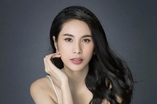 Thủy Tiên - 