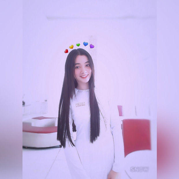 Chán hở bạo, Cẩm Đan tung ảnh ngày em chưa 18 hé lộ visual khác hẳn style lộ loa chảo bây giờ-2