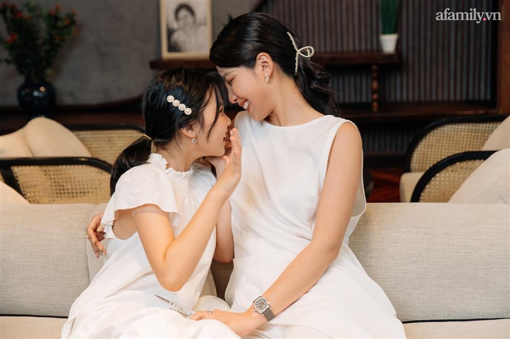 Cựu hot girl Linh 3B sau 10 năm ở ẩn: Từ nàng Rùa duyên dáng trong Chít và Pi trở thành mẹ đơn thân với trải nghiệm vượt cạn sinh tử ở tuổi 21-8