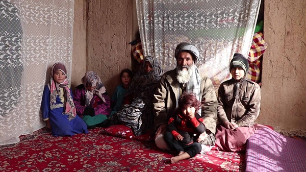 Những bé gái phải giả trai để được tự do ở Afghanistan-3