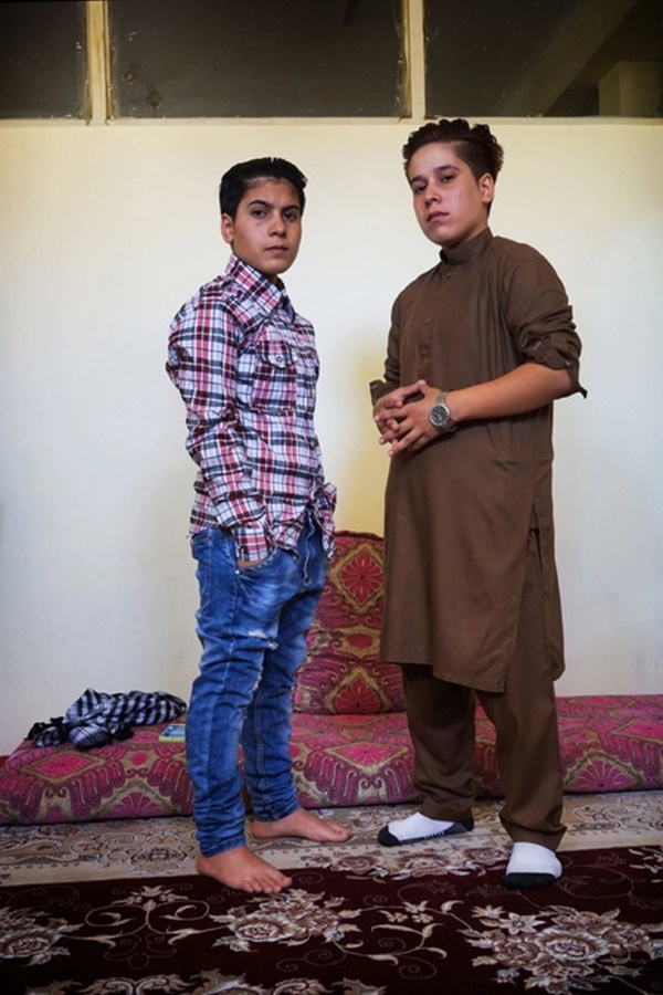 Những bé gái phải giả trai để được tự do ở Afghanistan-4