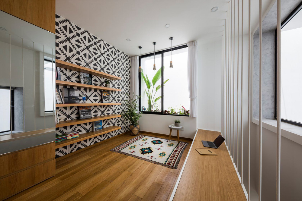 Bố mẹ chịu chơi xây nhà 136m2 ở Sài thành tặng con gái, kiến trúc bổ đôi biệt lập nhưng vẫn không thiếu sự gắn kết-23