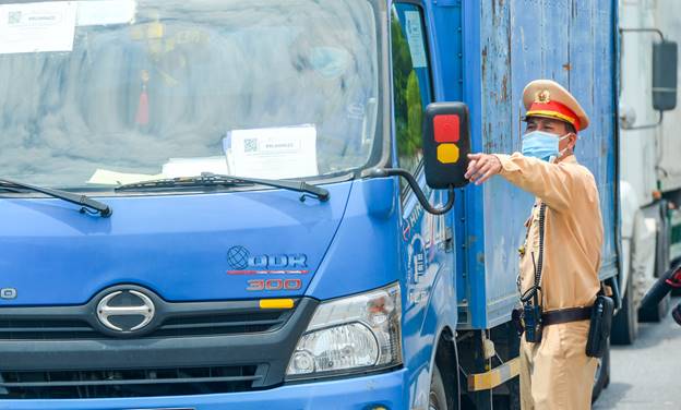 CSGT trong đại dịch Covid-19: Có những nỗi sợ còn hơn cả cái chết-6