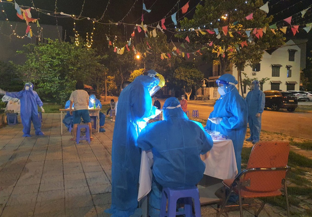 Đà Nẵng phong tỏa 1 chung cư vì phát hiện 4 người trong gia đình dương tính SARS-CoV-2-1