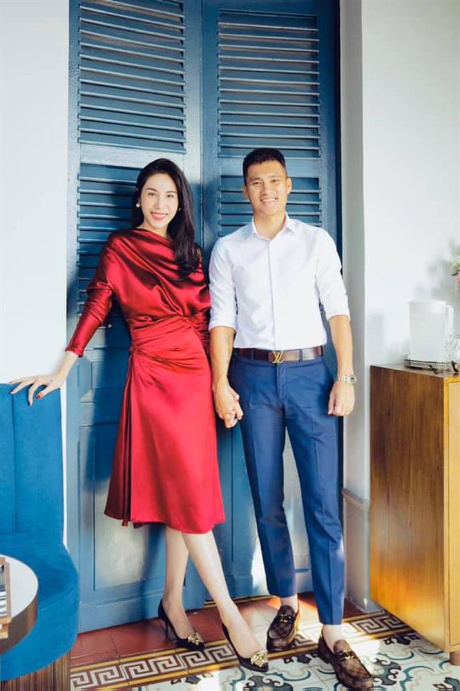 Thủy Tiên là tay chơi hàng hiệu khét tiếng Vbiz: Đồng hồ 4 tỷ gây choáng vẫn chưa là gì với loạt túi hiệu chất đầy kho-2