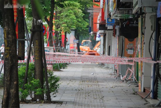 Hà Nội: Thêm địa chỉ mới tại phường Thanh Xuân Trung ghi nhận ca mắc Covid-19, tạm thời phong tỏa một dãy nhà