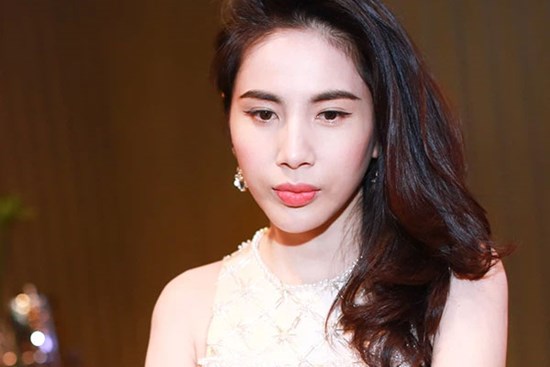 Lan truyền mẫu đơn tố cáo và yêu cầu Thủy Tiên trả lại tiền quyên góp từ thiện