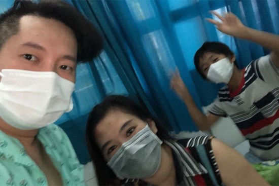 Lời kể của nam thanh niên mắc COVID-19 bị tổn thương phổi nghiêm trọng: Cảm giác khó thở cực kỳ sợ hãi!