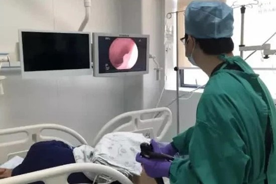 Thanh niên 17 tuổi bị ung thư dạ dày giai đoạn cuối, sống thêm được chưa đầy nửa năm, bác sĩ cảnh báo 4 thói quen xấu cần tránh