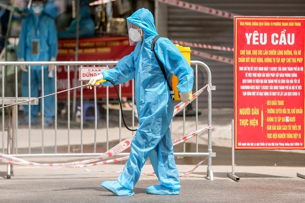 Trường hợp tái nhiễm SARS-CoV-2 sau gần 1 năm có phải do mới nhiễm bệnh?-1