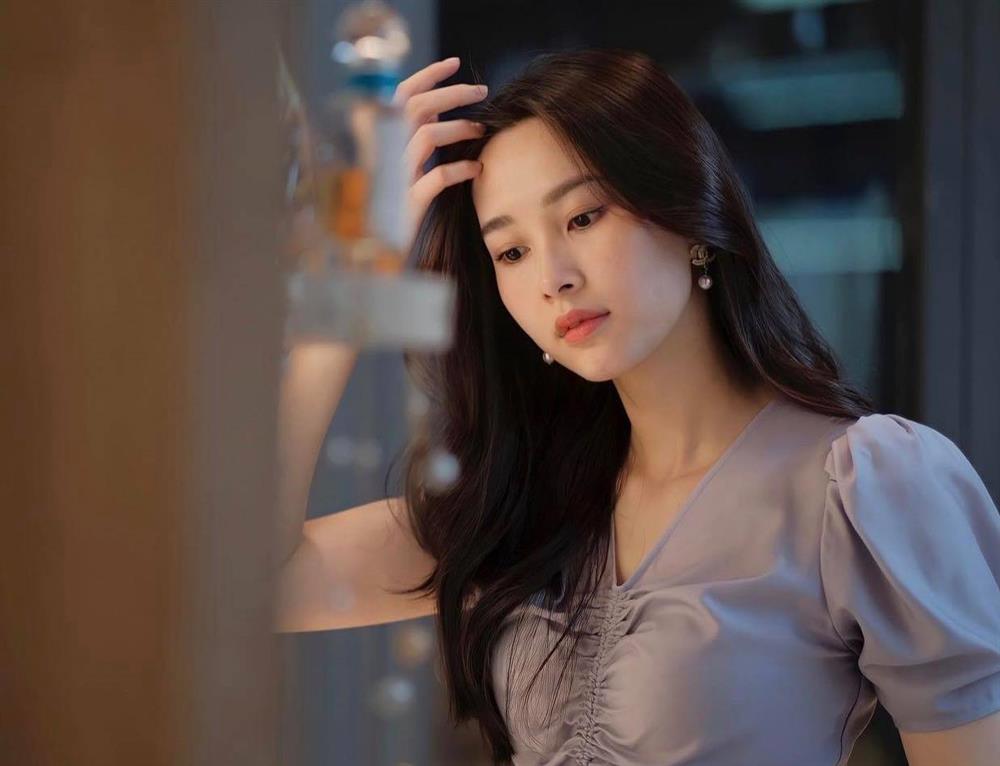 Đặng Thu Thảo làm bánh cho hai con khiến fan xuýt xoa thần tiên tỷ tỷ đã xinh lại còn khéo!-6