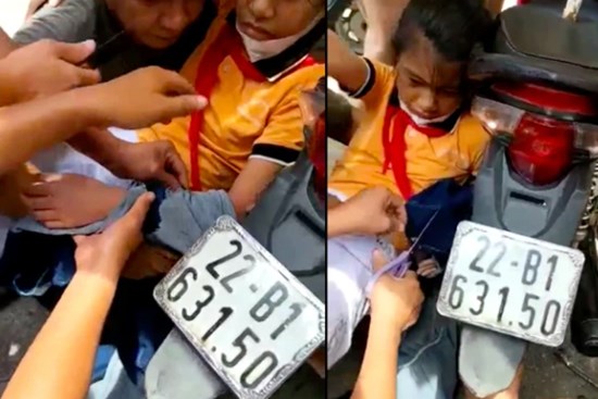 Căng thẳng theo dõi người dân giải cứu bé gái bị cuốn vào bánh xe máy, tất cả vì áo chống nắng