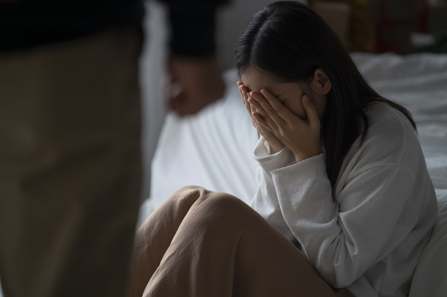 Con dâu vừa sinh mẹ chồng đã giục đi làm, lúc nghe bà nói chuyện với thông gia tôi mới vỡ lẽ-1