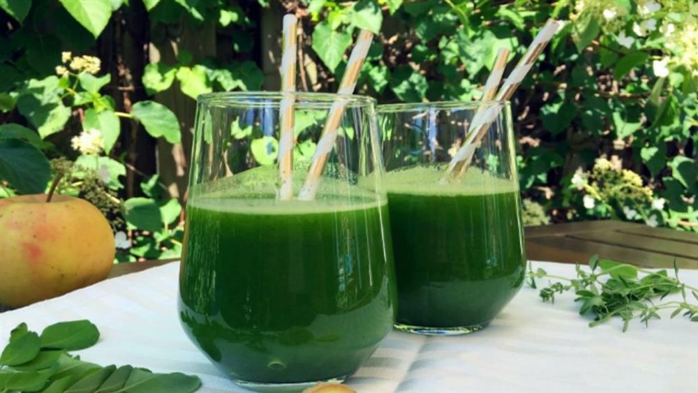 Loại rau tanh ngòm, mọc khắp vườn, trước dùng cho lợn ăn, mang sang Trung Quốc quý như vàng-5