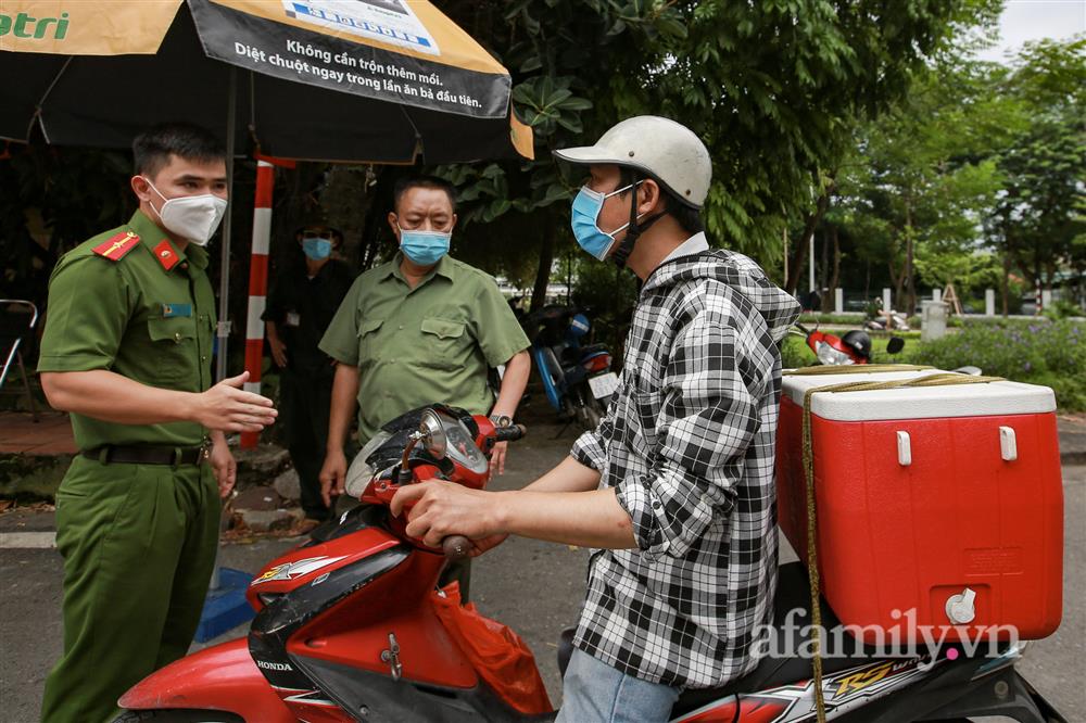 Hà Nội: Phong tỏa chợ Đại Từ vì có tiểu thương nghi mắc COVID-19-3