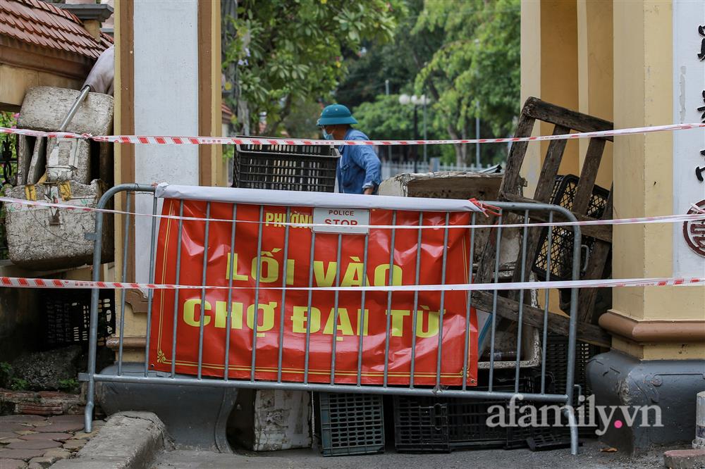 Hà Nội: Phong tỏa chợ Đại Từ vì có tiểu thương nghi mắc COVID-19-5