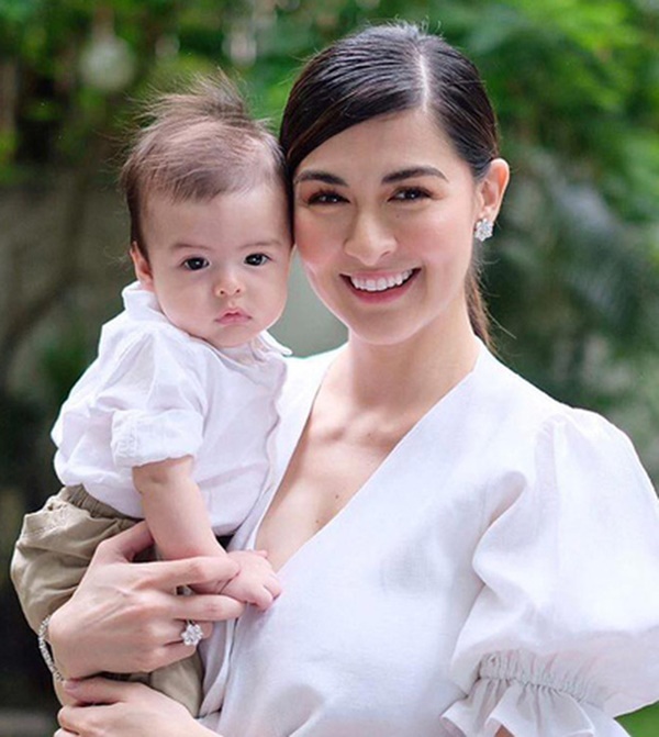 Mỹ nhân đẹp nhất Philippines khoe con trai diện mạo đúng chất soái ca nhí, fan chỉ còn biết trầm trồ mong thần tượng sinh thêm con-2