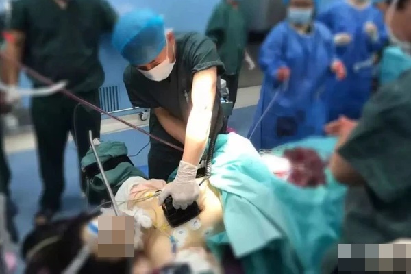 Bất luận nam hay nữ, không muốn bị nhồi máu não thì nên tránh 5 thói quen này vào buổi sáng sớm-5