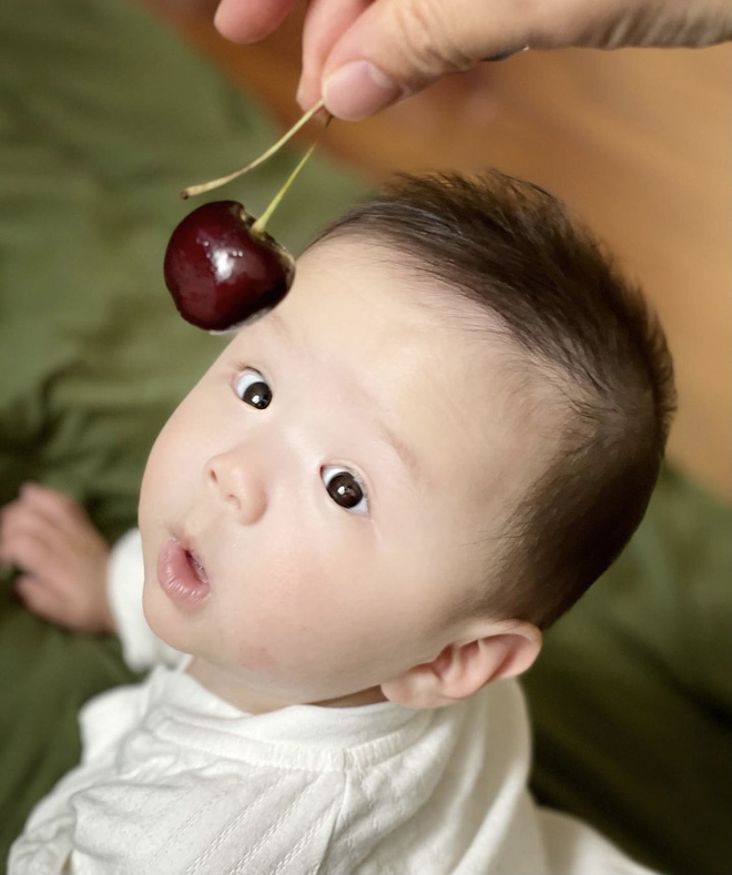 An Nguy khoe nhan sắc ít son phấn sau 6 tháng sinh con, tiết lộ lần đầu làm điều này cùng ái nữ!-9